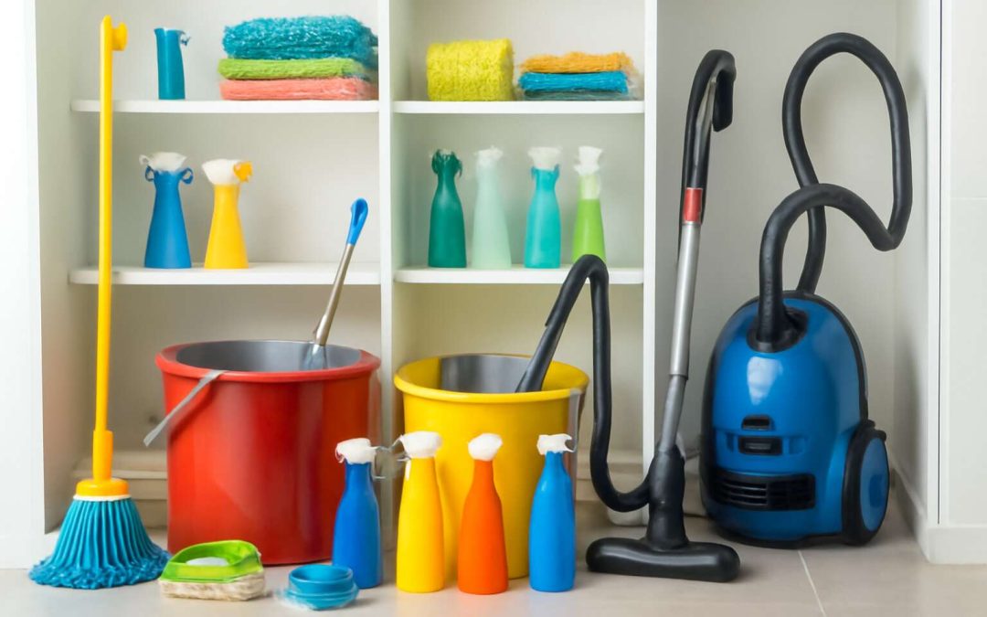 cleaning equipment names